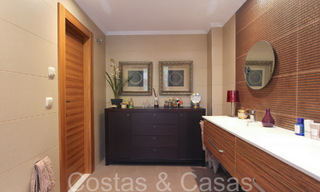 Penthouse de 3 chambres prêt à emménager à vendre avec de magnifiques vues sur la mer à Benahavis - Marbella 64329 