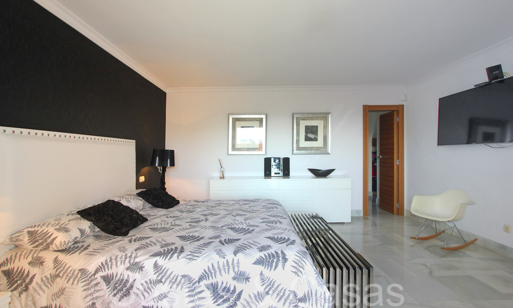 Penthouse de 3 chambres prêt à emménager à vendre avec de magnifiques vues sur la mer à Benahavis - Marbella 64332