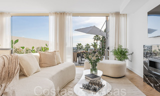 Appartement de luxe sophistiqué avec vue sur le lac, la montagne et la mer à vendre à Nueva Andalucia, Marbella 64482 