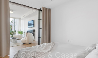 Appartement de luxe sophistiqué avec vue sur le lac, la montagne et la mer à vendre à Nueva Andalucia, Marbella 64486 