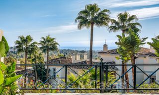 Appartement de luxe sophistiqué avec vue sur le lac, la montagne et la mer à vendre à Nueva Andalucia, Marbella 64492 