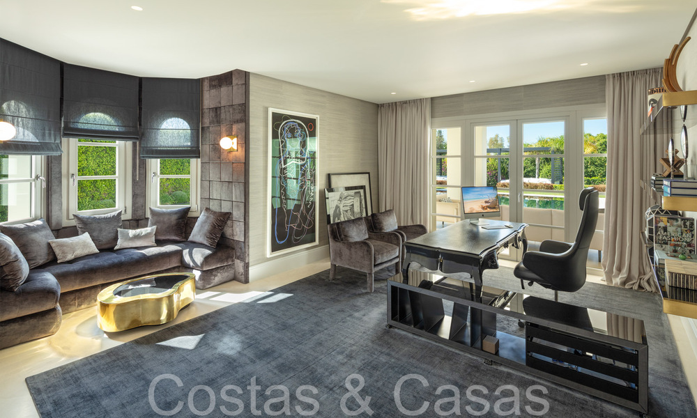 Superbe villa de luxe avec un style architectural méditerranéen moderne à vendre, première ligne de golf à Nueva Andalucia, Marbella 64494