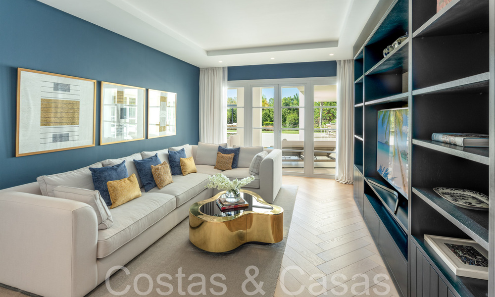 Superbe villa de luxe avec un style architectural méditerranéen moderne à vendre, première ligne de golf à Nueva Andalucia, Marbella 64498