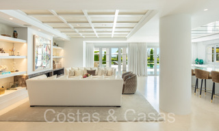 Superbe villa de luxe avec un style architectural méditerranéen moderne à vendre, première ligne de golf à Nueva Andalucia, Marbella 64512 