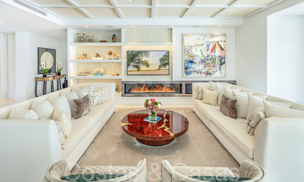 Superbe villa de luxe avec un style architectural méditerranéen moderne à vendre, première ligne de golf à Nueva Andalucia, Marbella 64514