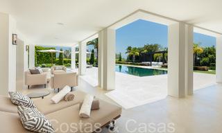 Superbe villa de luxe avec un style architectural méditerranéen moderne à vendre, première ligne de golf à Nueva Andalucia, Marbella 64518 