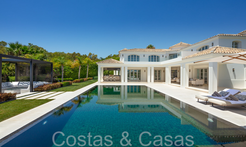 Superbe villa de luxe avec un style architectural méditerranéen moderne à vendre, première ligne de golf à Nueva Andalucia, Marbella 64519