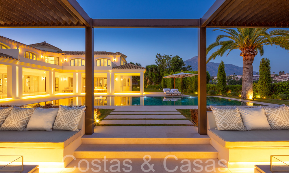 Superbe villa de luxe avec un style architectural méditerranéen moderne à vendre, première ligne de golf à Nueva Andalucia, Marbella 64526