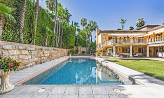 Villa de luxe traditionnelle au charme andalou à vendre dans la vallée du golf de Nueva Andalucia, Marbella 64154 