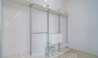 Nouvelle villa de luxe avec un style architectural avancé à vendre dans la vallée du golf de Nueva Andalucia, Marbella 64541 