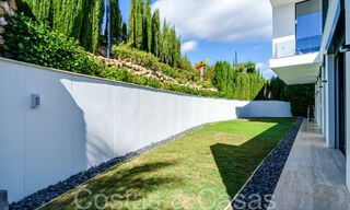 Nouvelle villa de luxe avec un style architectural avancé à vendre dans la vallée du golf de Nueva Andalucia, Marbella 64576 