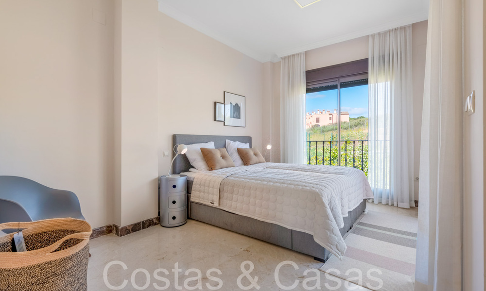 Spacieuses villas espagnoles à vendre dans un environnement golfique idyllique à La Duquesa, Costa del Sol 64645