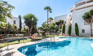 Élégant appartement rénové à vendre dans une communauté fermée à Nueva Andalucia, Marbella 65409 