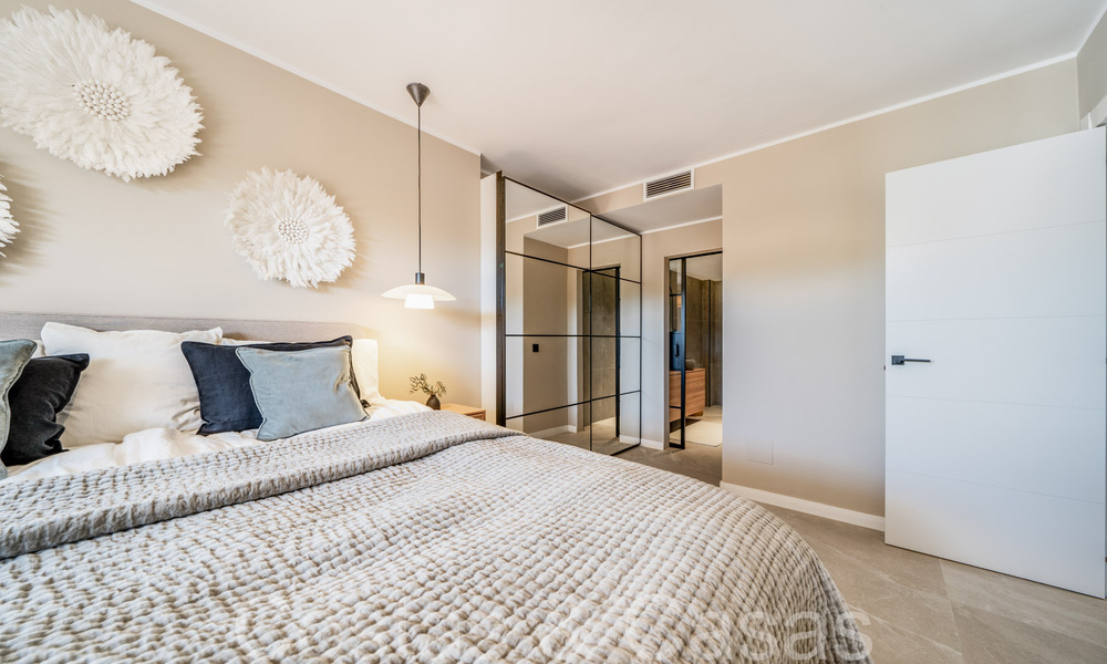 Élégant appartement rénové à vendre dans une communauté fermée à Nueva Andalucia, Marbella 65422