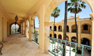 Villa - demeure de campagne à vendre, entre Marbella et Estepona 872 