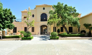 Villa - demeure de campagne à vendre, entre Marbella et Estepona 890 