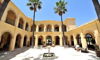 Villa - demeure de campagne à vendre, entre Marbella et Estepona 899 