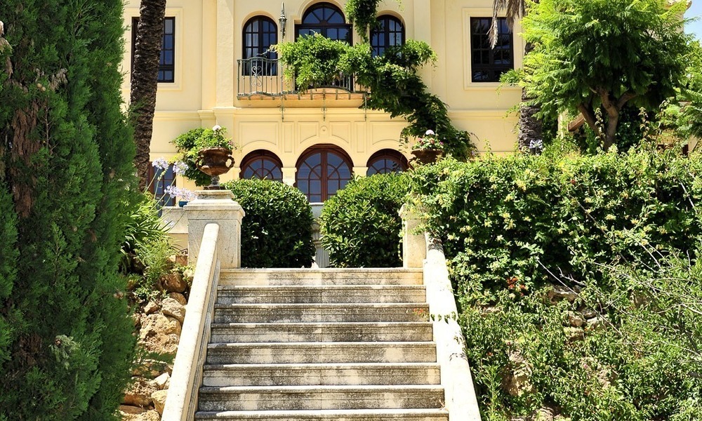 Villa - demeure de campagne à vendre, entre Marbella et Estepona 909