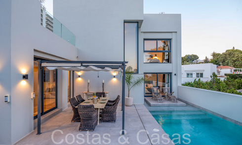 Villa moderne de qualité prête à emménager à vendre à deux pas des terrains de golf à Nueva Andalucia, Marbella 65235