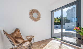 Villa moderne de qualité prête à emménager à vendre à deux pas des terrains de golf à Nueva Andalucia, Marbella 65238 