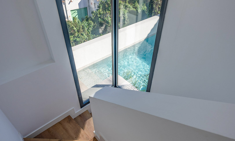 Villa moderne de qualité prête à emménager à vendre à deux pas des terrains de golf à Nueva Andalucia, Marbella 65252