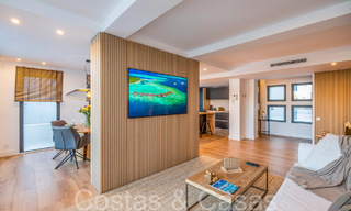 Villa moderne de qualité prête à emménager à vendre à deux pas des terrains de golf à Nueva Andalucia, Marbella 65261 