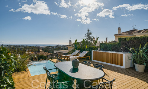 Luxueux appartement à vendre avec terrasse accueillante, piscine privée et vue sur la mer à Nueva Andalucia, Marbella 65194