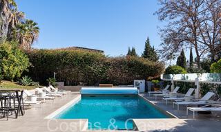 Villa de luxe spacieuse et contemporaine à vendre dans un quartier résidentiel populaire à Nueva Andalucia, Marbella 65008 