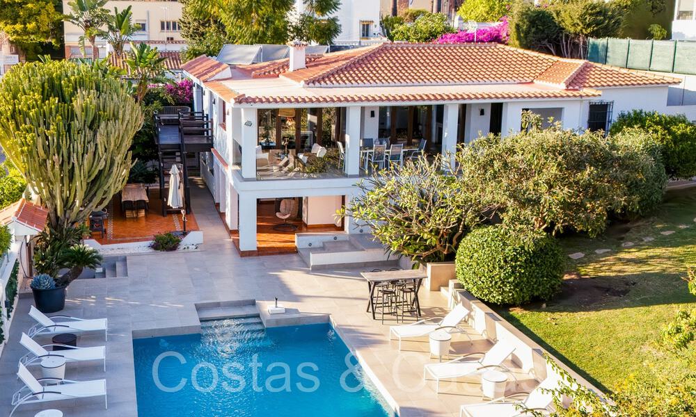 Villa de luxe spacieuse et contemporaine à vendre dans un quartier résidentiel populaire à Nueva Andalucia, Marbella 65011