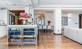 Villa de luxe spacieuse et contemporaine à vendre dans un quartier résidentiel populaire à Nueva Andalucia, Marbella 65018 