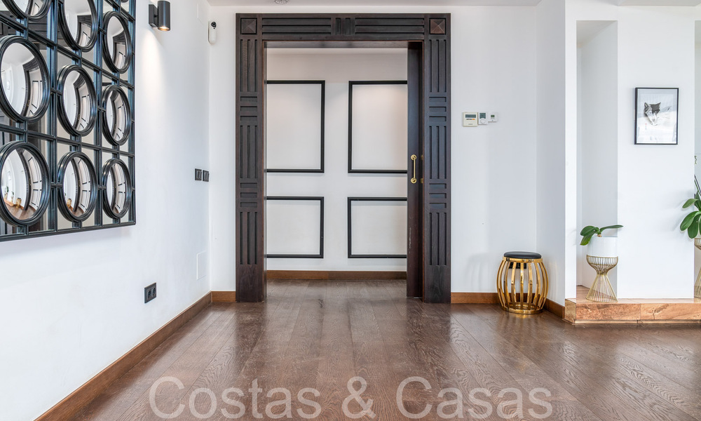 Villa de luxe spacieuse et contemporaine à vendre dans un quartier résidentiel populaire à Nueva Andalucia, Marbella 65024