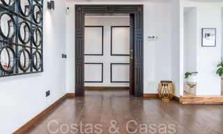Villa de luxe spacieuse et contemporaine à vendre dans un quartier résidentiel populaire à Nueva Andalucia, Marbella 65024 