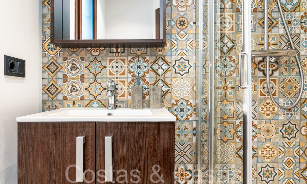 Villa de luxe spacieuse et contemporaine à vendre dans un quartier résidentiel populaire à Nueva Andalucia, Marbella 65038