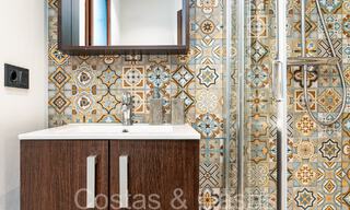 Villa de luxe spacieuse et contemporaine à vendre dans un quartier résidentiel populaire à Nueva Andalucia, Marbella 65038 