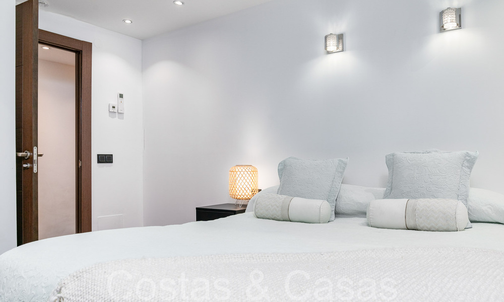 Villa de luxe spacieuse et contemporaine à vendre dans un quartier résidentiel populaire à Nueva Andalucia, Marbella 65041