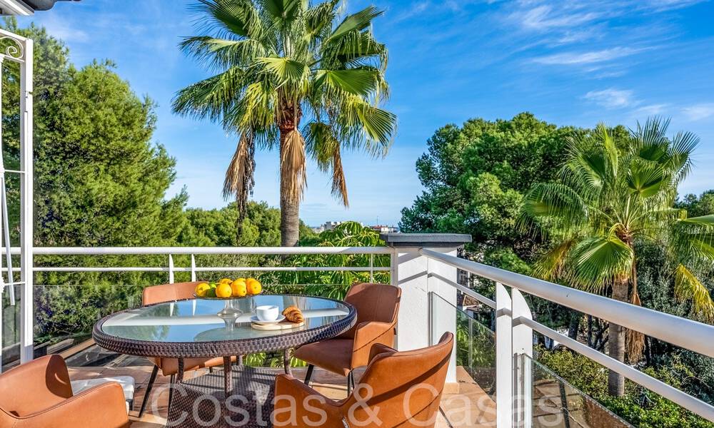 Villa de luxe espagnole traditionnelle à vendre à quelques pas de la plage dans le centre de Marbella 65426