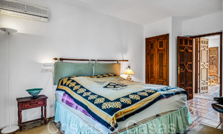Villa rustique à vendre sur un terrain spacieux sur le New Golden Mile entre Marbella et Estepona 65623 