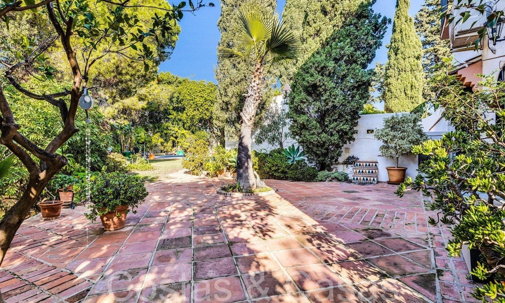 Villa rustique à vendre sur un terrain spacieux sur le New Golden Mile entre Marbella et Estepona 65639