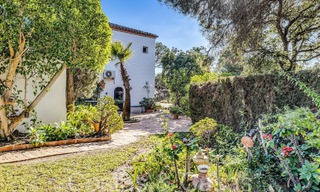 Villa rustique à vendre sur un terrain spacieux sur le New Golden Mile entre Marbella et Estepona 65642 