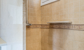 Villa andalouse à vendre dans un resort de golf, à quelques minutes du centre d'Estepona 65645 