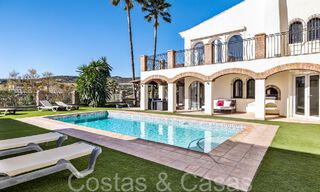 Villa andalouse à vendre dans un resort de golf, à quelques minutes du centre d'Estepona 65663 
