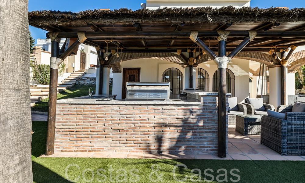 Villa andalouse à vendre dans un resort de golf, à quelques minutes du centre d'Estepona 65669