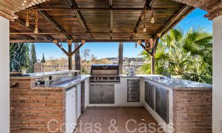 Villa andalouse à vendre dans un resort de golf, à quelques minutes du centre d'Estepona 65672 