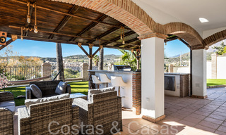 Villa andalouse à vendre dans un resort de golf, à quelques minutes du centre d'Estepona 65674 