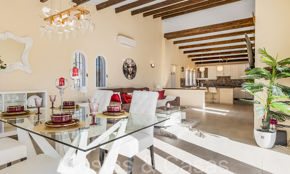 Villa andalouse à vendre dans un resort de golf, à quelques minutes du centre d'Estepona 65684