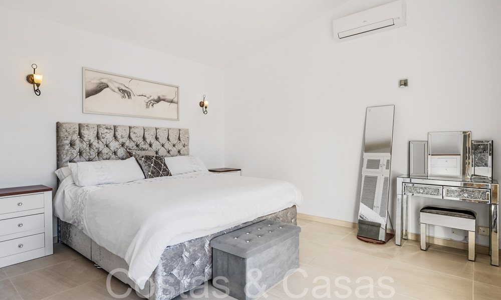 Villa andalouse à vendre dans un resort de golf, à quelques minutes du centre d'Estepona 65691