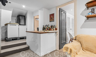 Maison de plage à vendre avec une vue imprenable sur la mer dans un complexe de première ligne de plage près de la ville d'Estepona 65393 