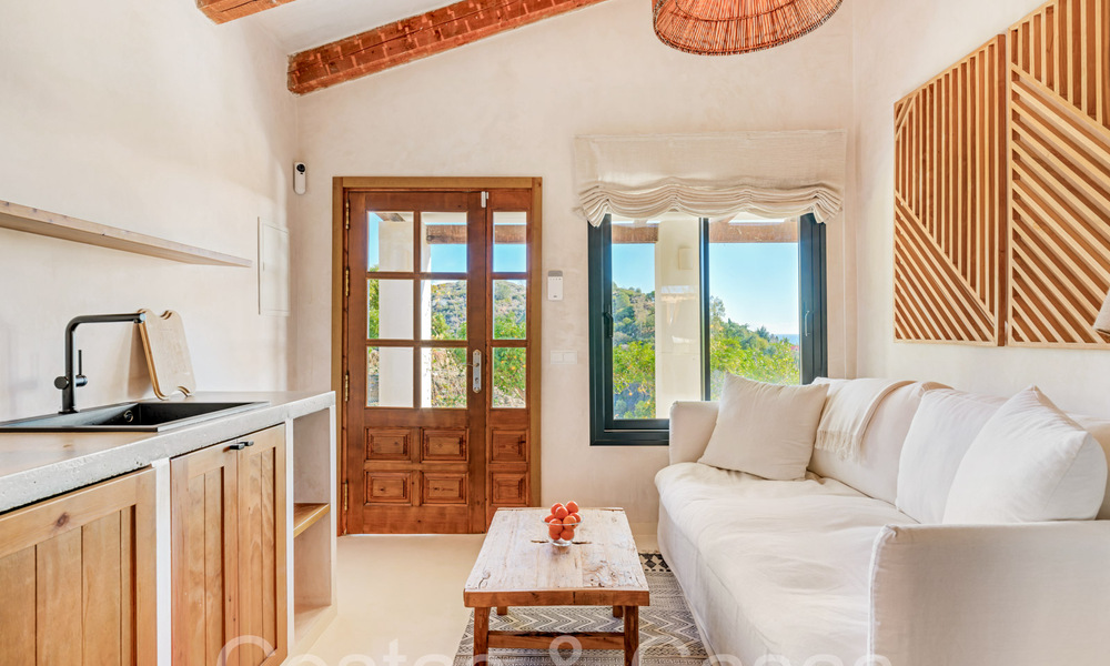 Domaine de luxe andalou avec logement d'hôtes et vue sublime sur la mer à vendre sur les collines d'Estepona 65099