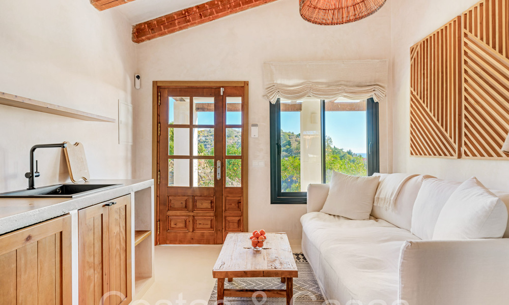 Domaine de luxe andalou avec logement d'hôtes et vue sublime sur la mer à vendre sur les collines d'Estepona 65099