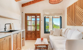 Domaine de luxe andalou avec logement d'hôtes et vue sublime sur la mer à vendre sur les collines d'Estepona 65099 